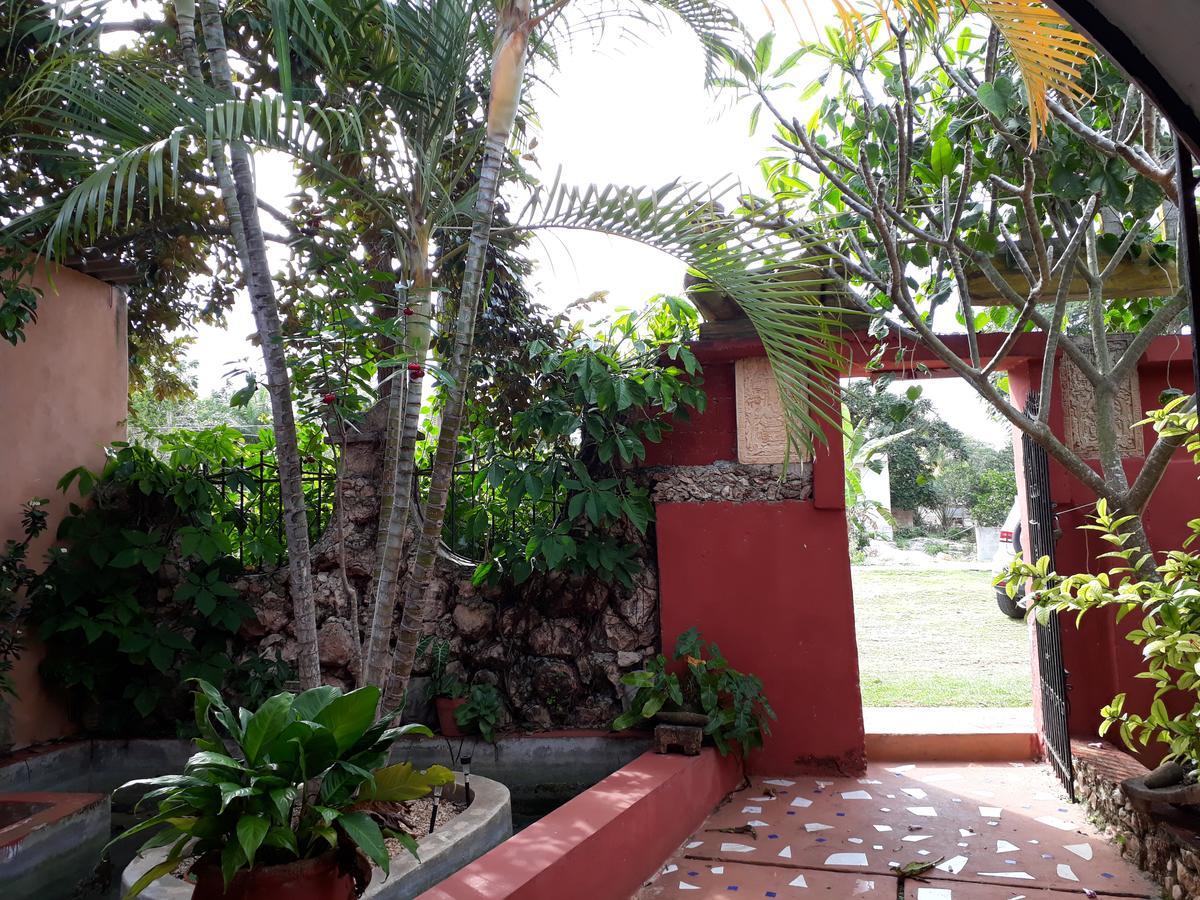 Bed and Breakfast El Chac Mool Santa Elena Exterior foto